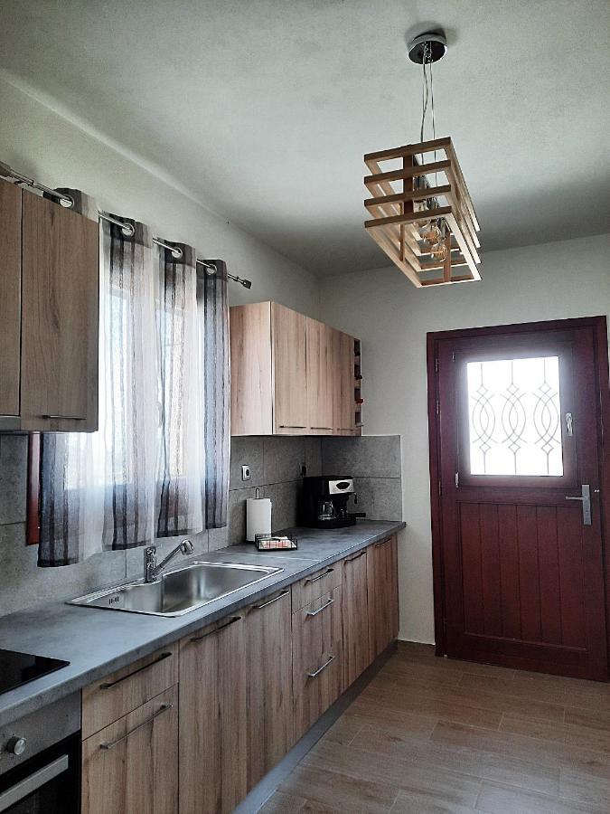 Adiata Villa Adeiata מראה חיצוני תמונה